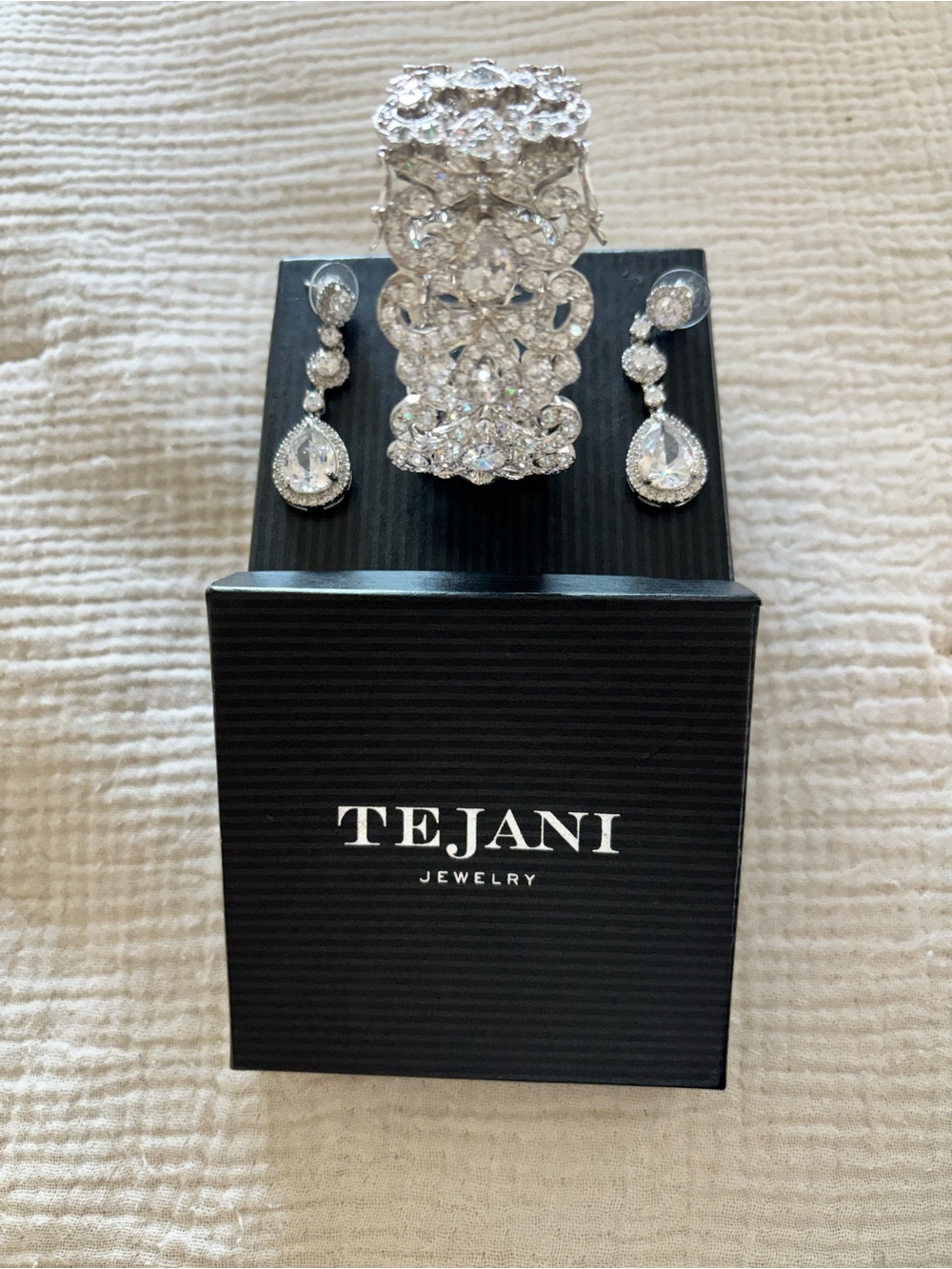 Tejani Jewelry Bridal crystal bracelet and earring set